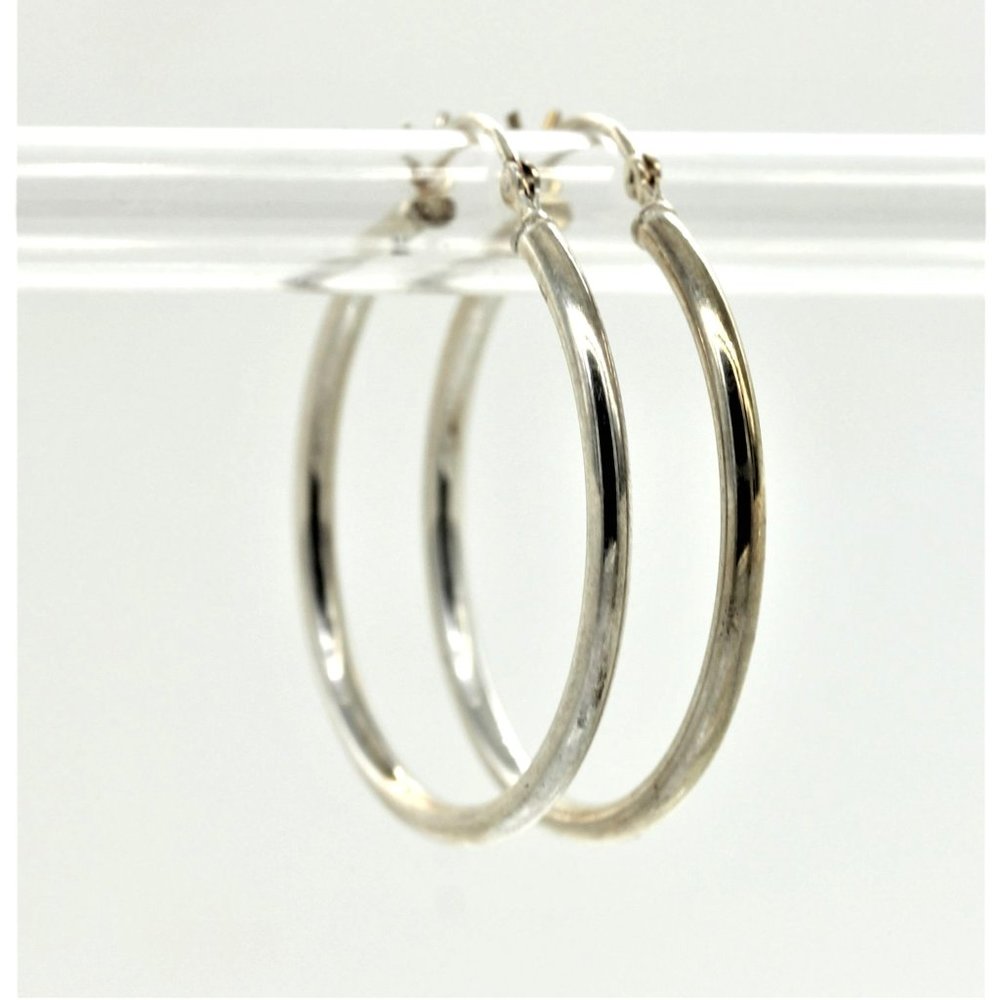 925 STERLING HOOP EARRINGS classic design, signed, 1 1/4" vintage 2.7 grams
